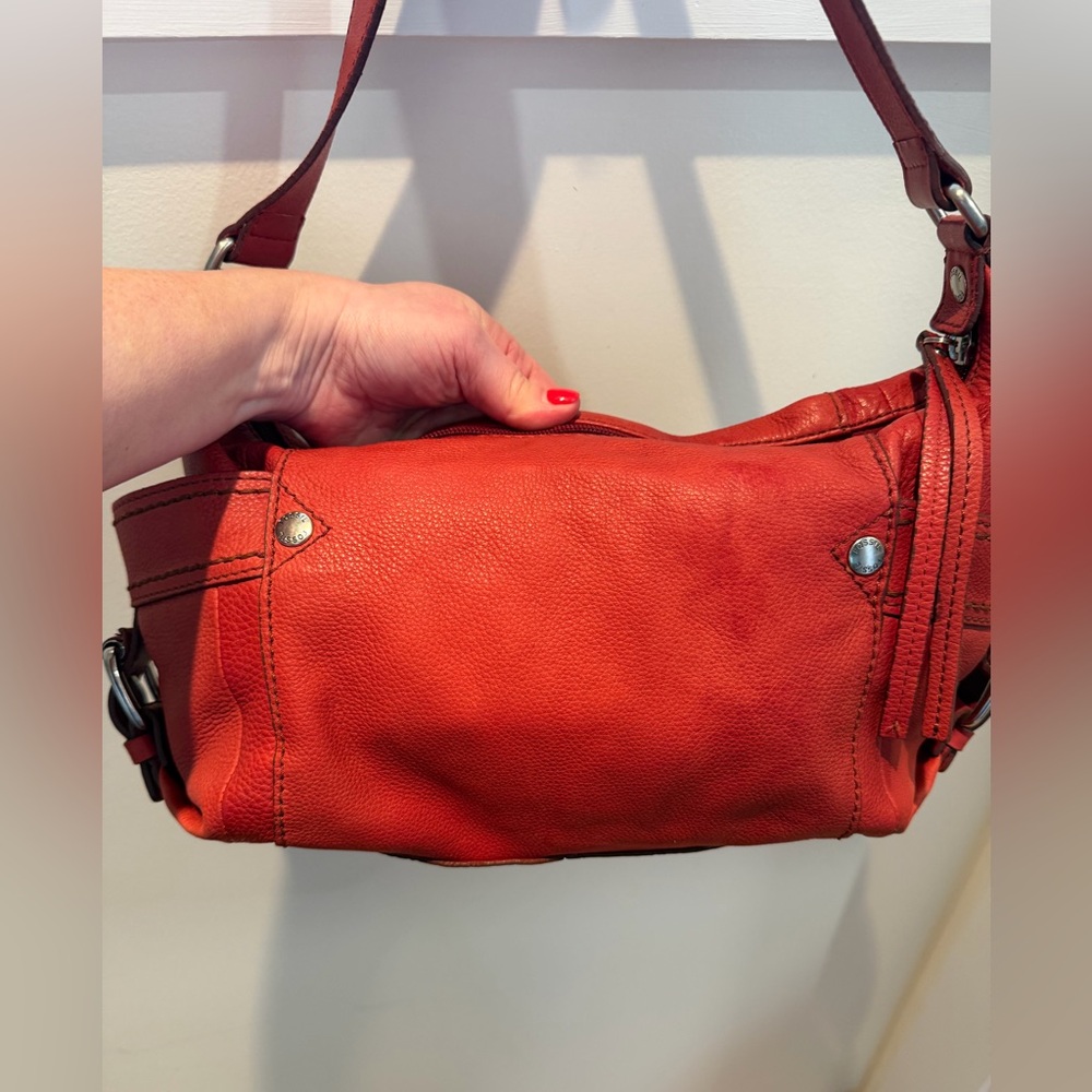 Fossil Cherry Red Shoulder Bag - Picture 7 of 12
